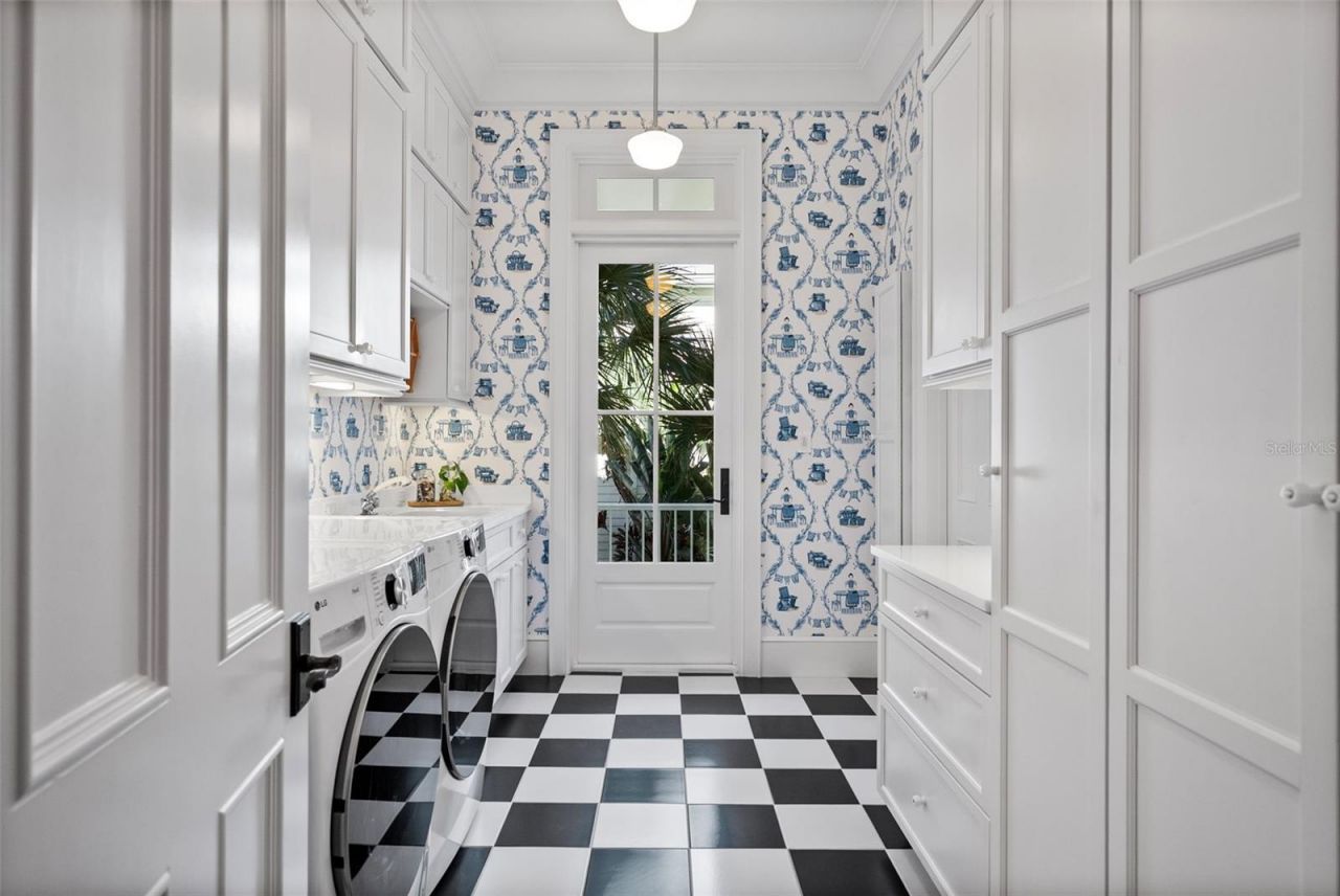 3440 Gulfmead Drive, Sarasota, FL 34242 Photo