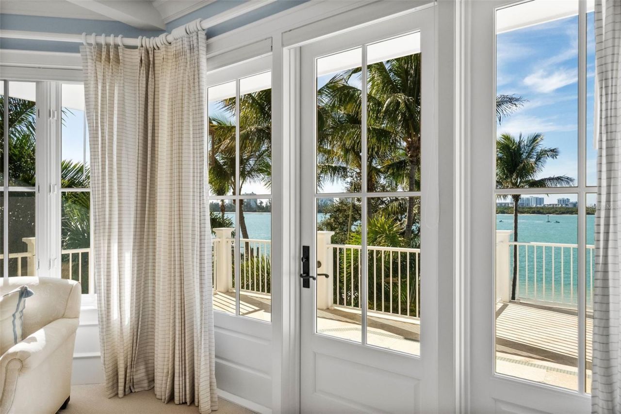 3440 Gulfmead Drive, Sarasota, FL 34242 Photo