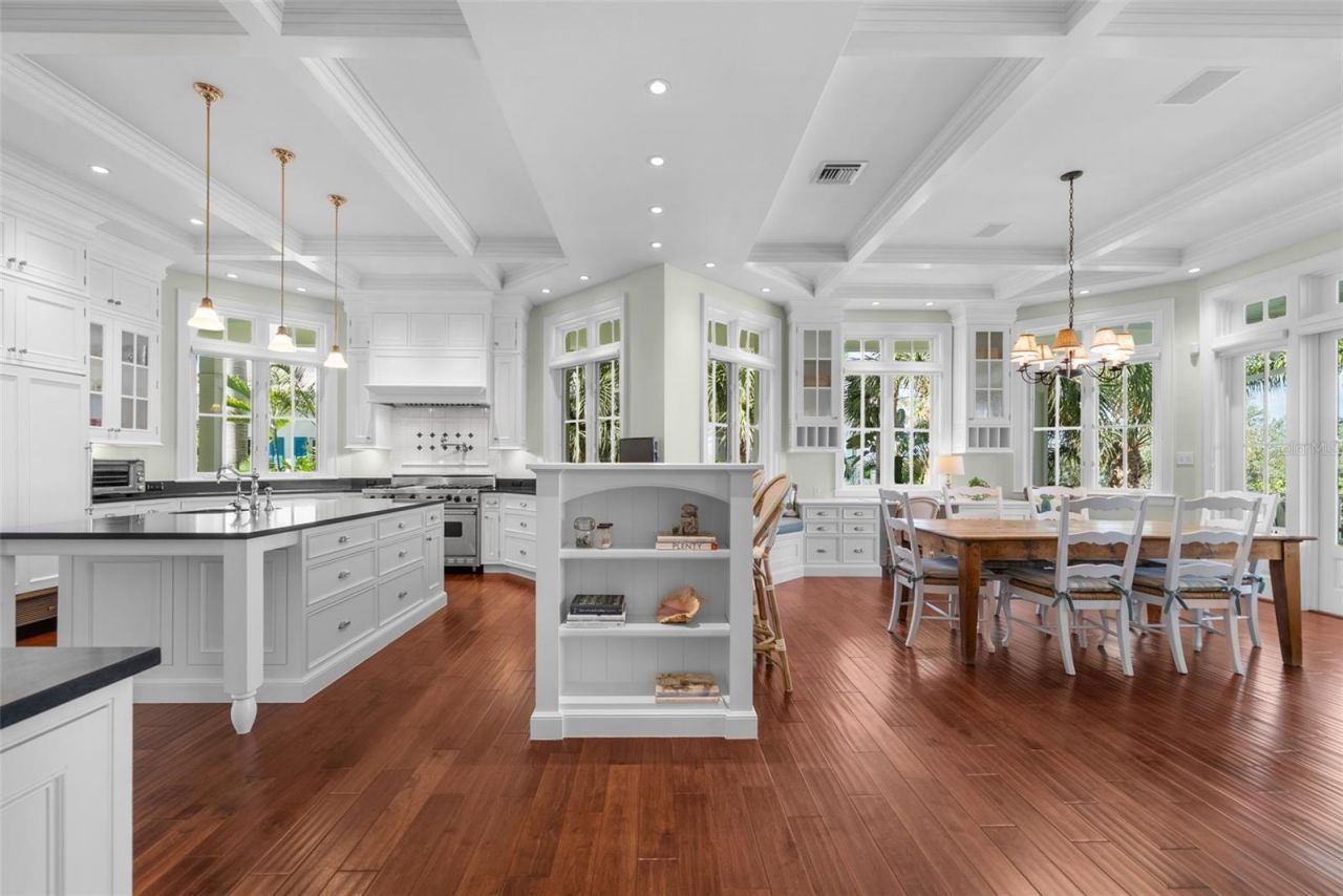 3440 Gulfmead Drive, Sarasota, FL 34242 Photo