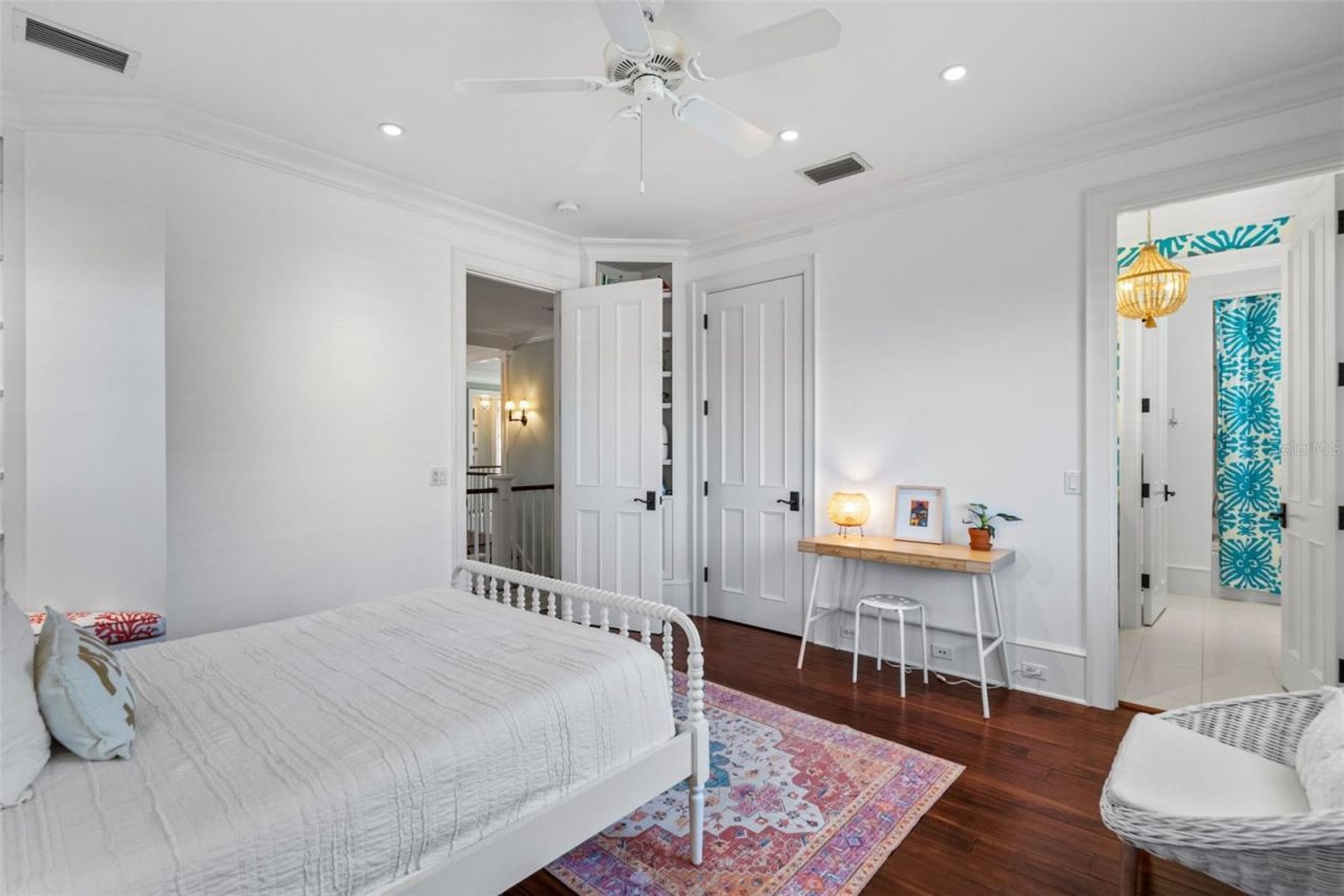 3440 Gulfmead Drive, Sarasota, FL 34242 Photo