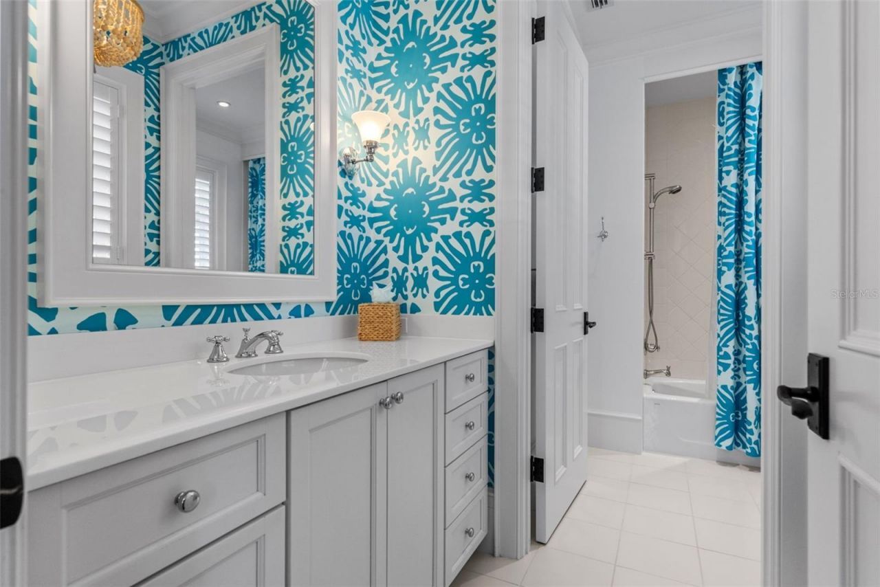 3440 Gulfmead Drive, Sarasota, FL 34242 Photo