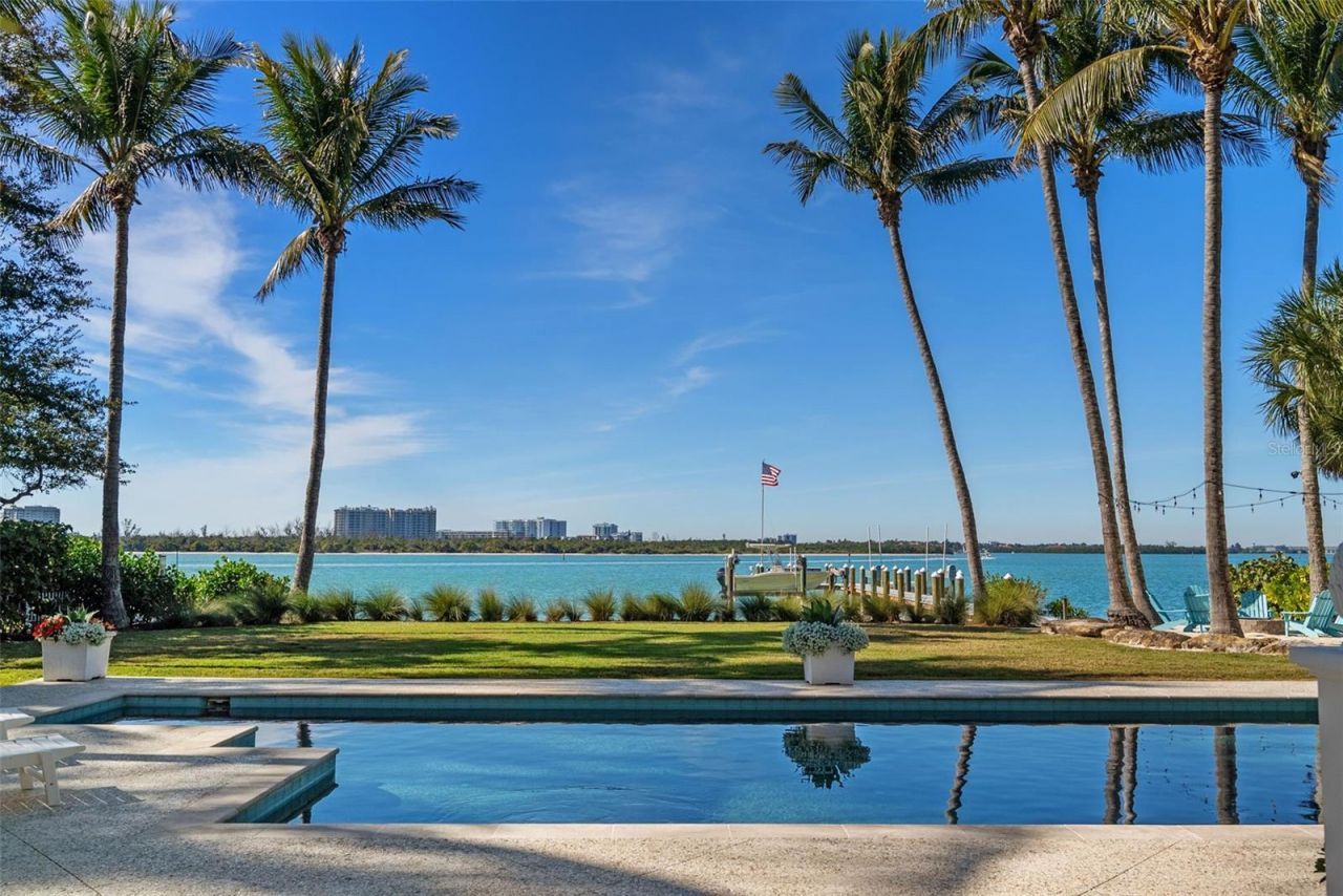 3440 Gulfmead Drive, Sarasota, FL 34242 Photo