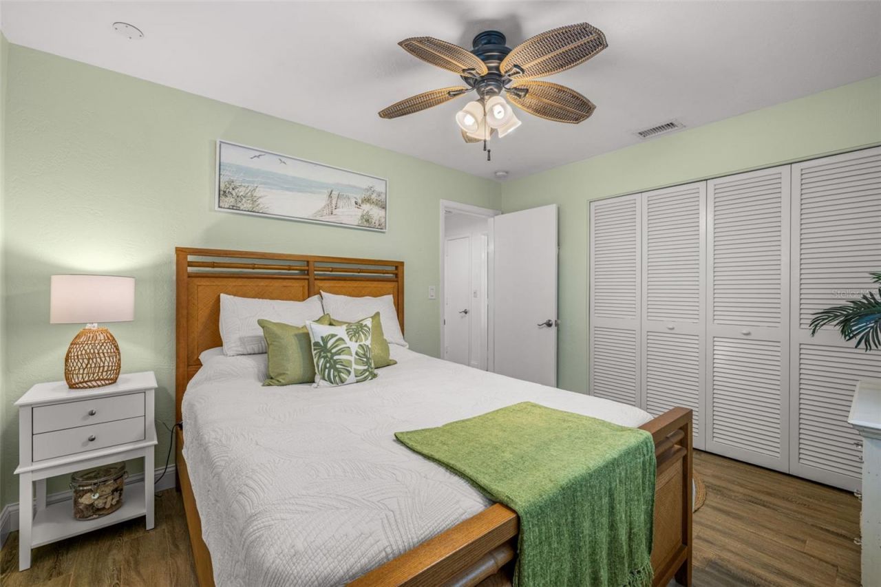 3784 42nd Avenue S, Saint Petersburg, FL 33711 Photo