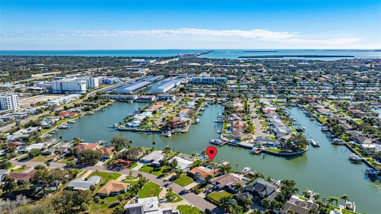 3784 42nd Avenue S, Saint Petersburg, FL 33711 Photo