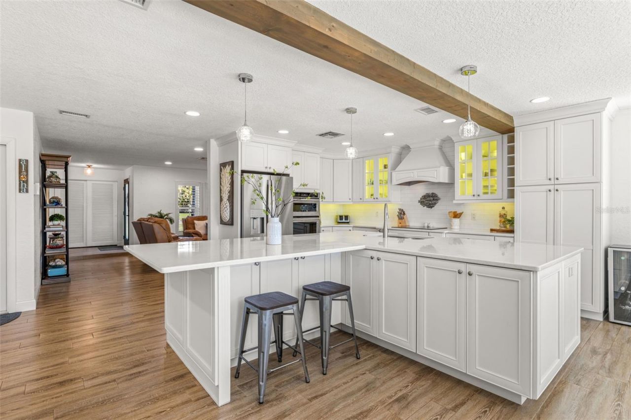 3784 42nd Avenue S, Saint Petersburg, FL 33711 Photo