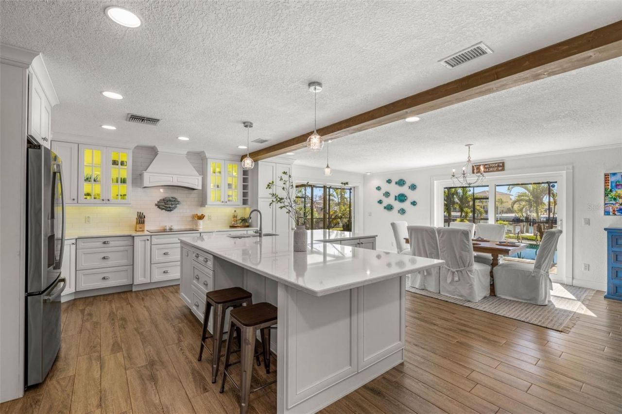 3784 42nd Avenue S, Saint Petersburg, FL 33711 Photo