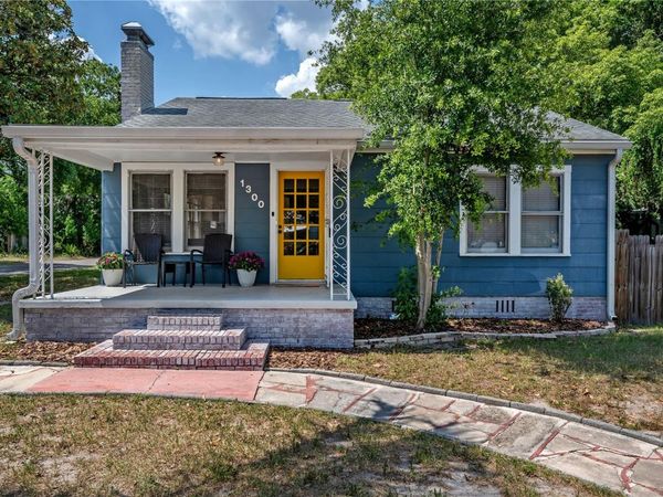 1300 E HENRY AVENUE, TAMPA, FL 33604