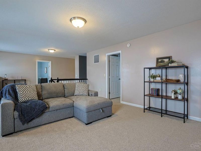 1539 Sefton Drive, Harrison, OH 45030 Photo 12