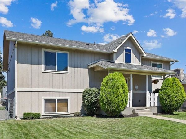 1113 E Rowan Ave, Spokane, WA 99207