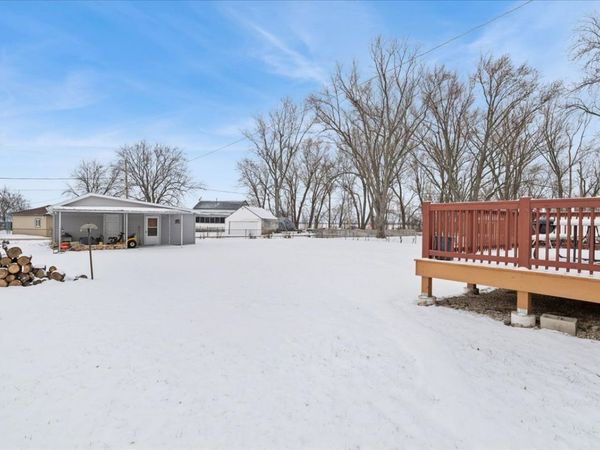 39224 Willow Avenue, Antioch, IL 60002