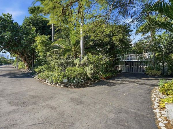 1511 S Ocean Dr , Fort Lauderdale, FL 33316