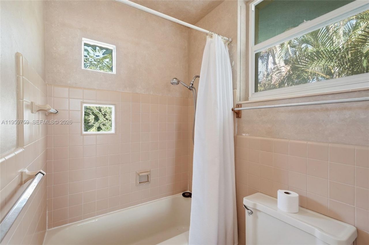 1511 S Ocean Dr, Fort Lauderdale, FL 33316 Photo