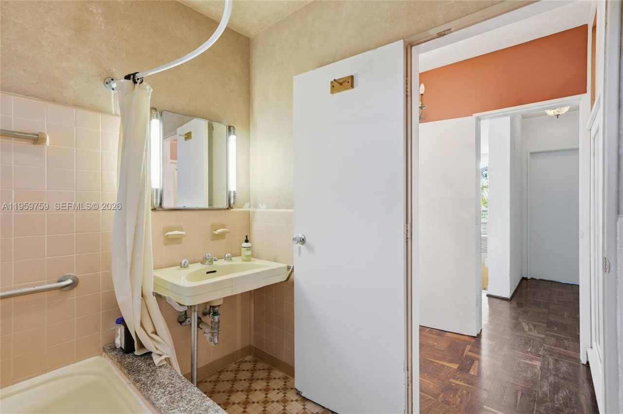 1511 S Ocean Dr, Fort Lauderdale, FL 33316 Photo