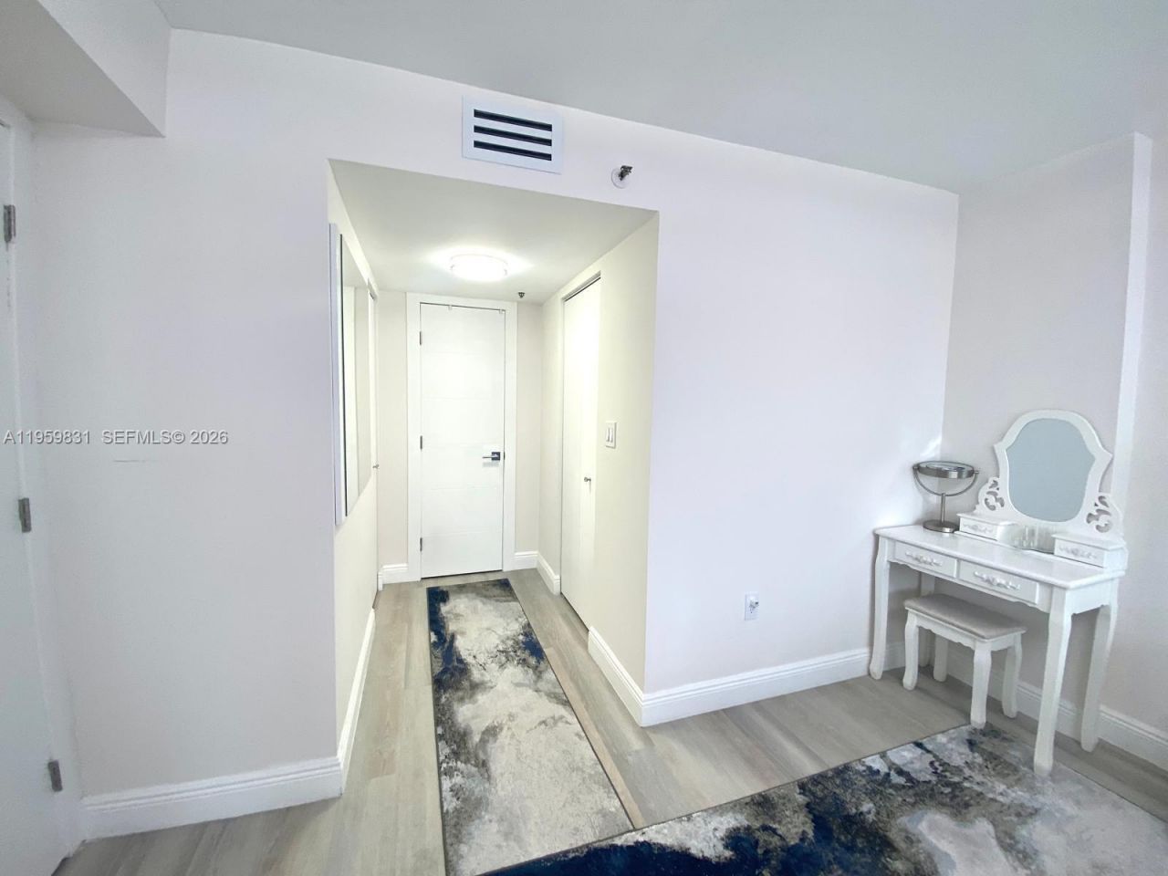 210 174th St, Unit 403, Sunny Isles Beach, FL 33160 Photo