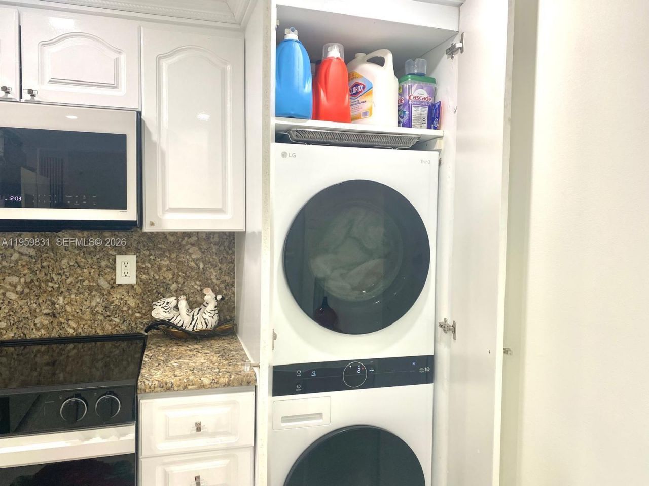 210 174th St, Unit 403, Sunny Isles Beach, FL 33160 Photo