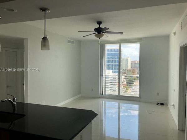 315 NE 3rd Ave, Unit 1905, Fort Lauderdale, FL 33301