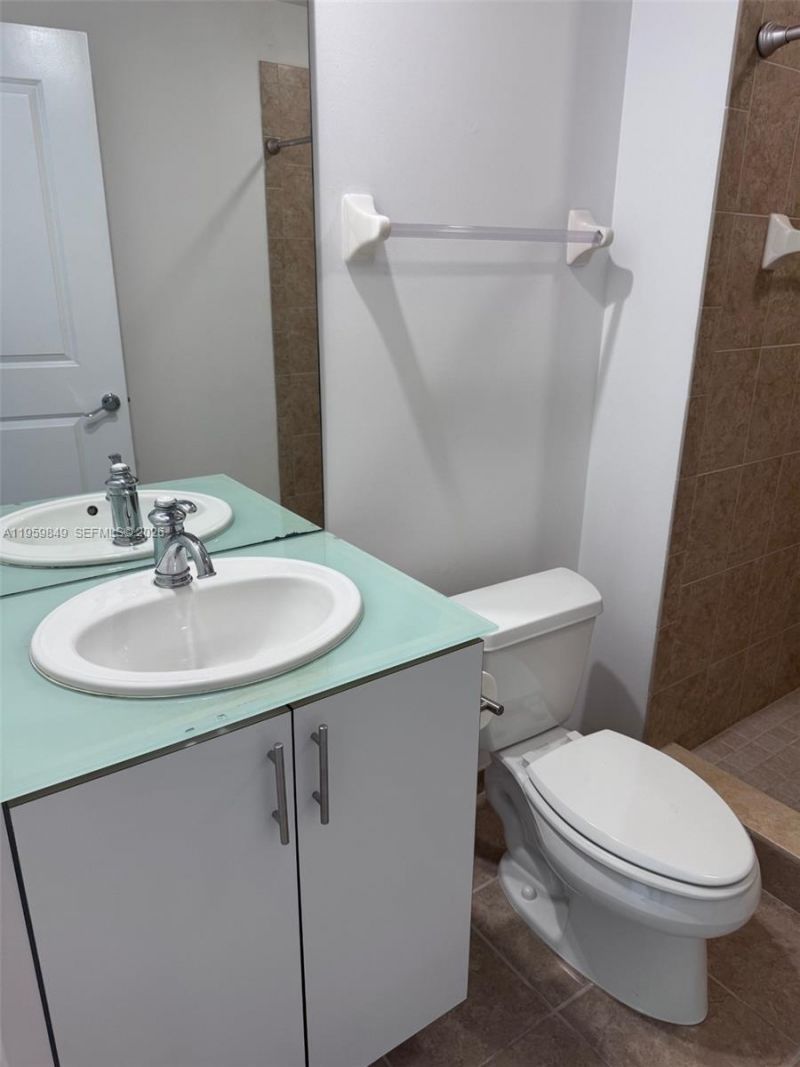 315 NE 3rd Ave, Unit 1905, Fort Lauderdale, FL 33301 Photo