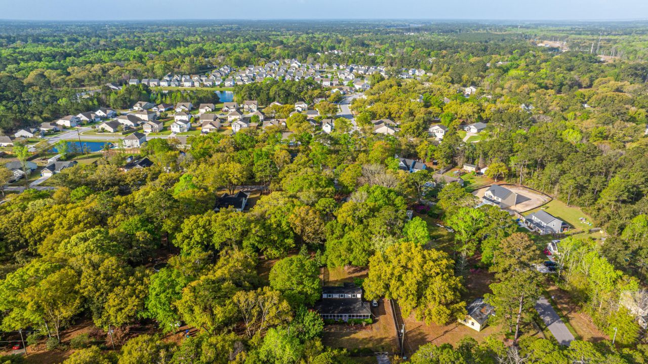 1522 Southwick Drive Photo 5