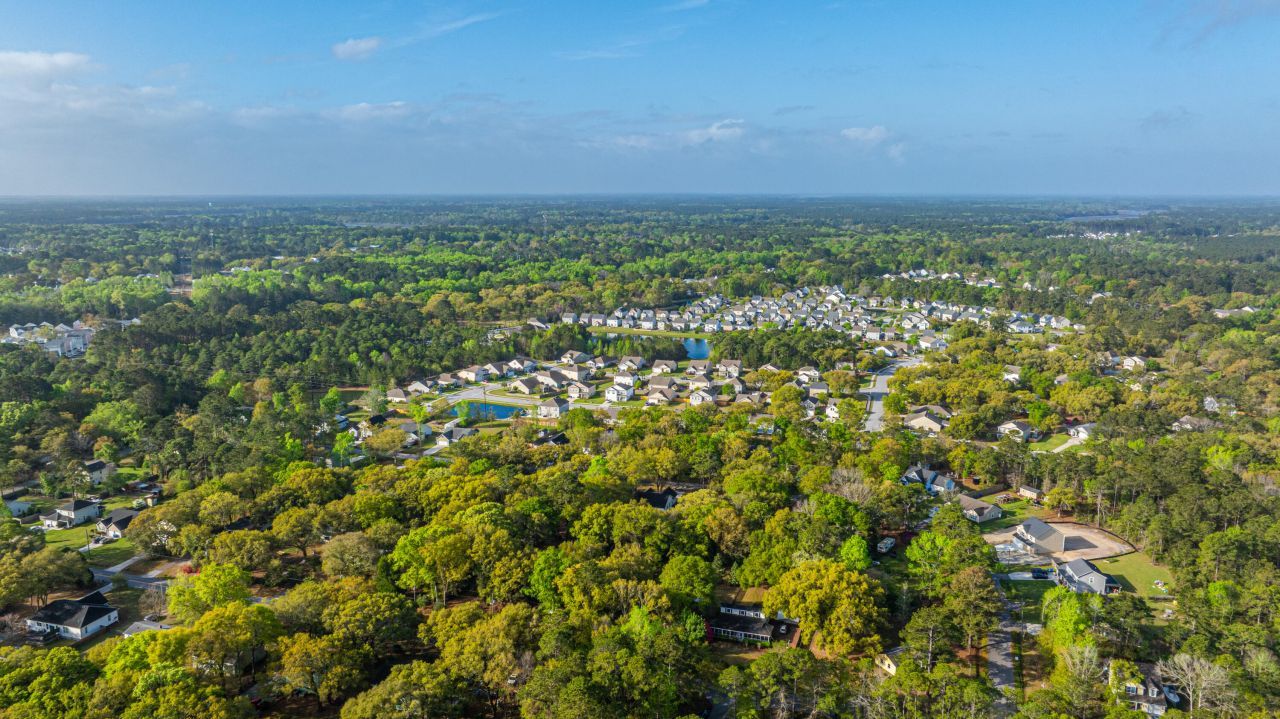 1522 Southwick Drive Photo 6