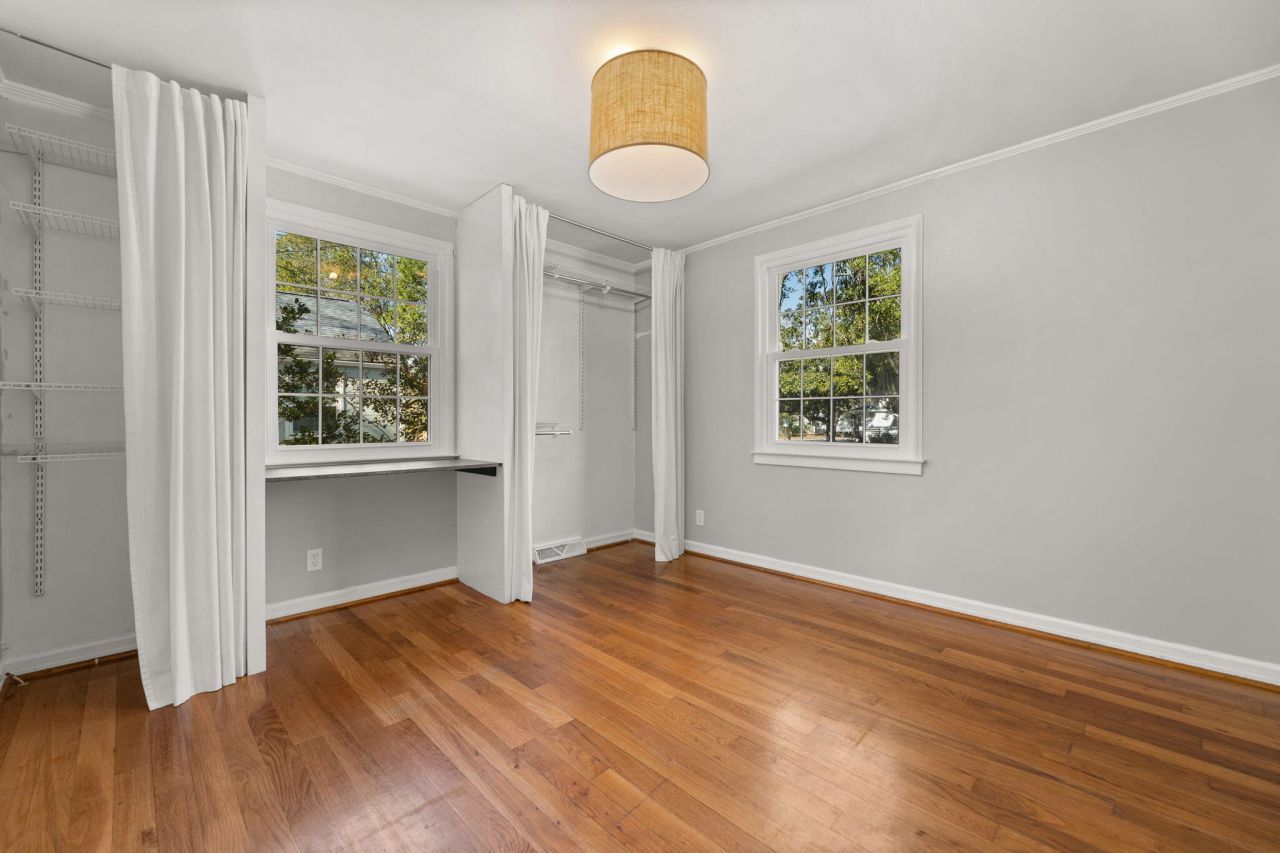 1315 E Montague Avenue Photo 13