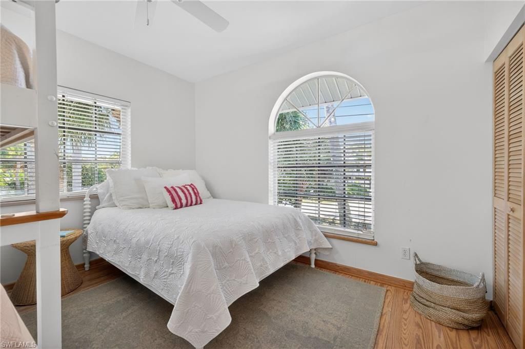 556 Sea Oats Dr, Sanibel, FL 33957 Photo