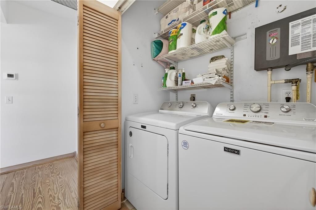 556 Sea Oats Dr, Sanibel, FL 33957 Photo