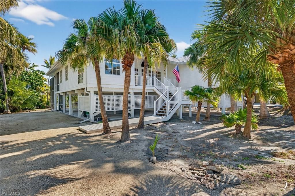 556 Sea Oats Dr, Sanibel, FL 33957 Photo