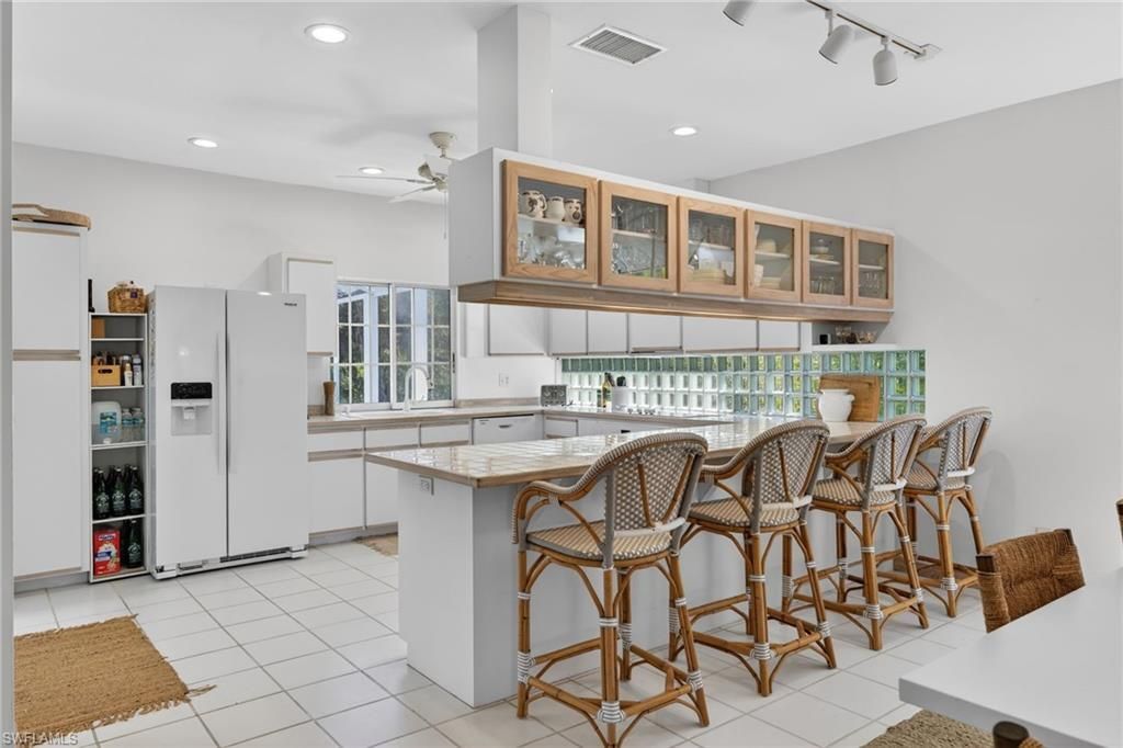 556 Sea Oats Dr, Sanibel, FL 33957 Photo