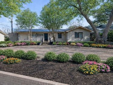 611 Westview Avenue, Fort Worth, TX 76107