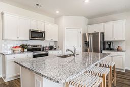 390 Glade Ct. photo 4