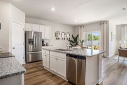 390 Glade Ct. photo 4