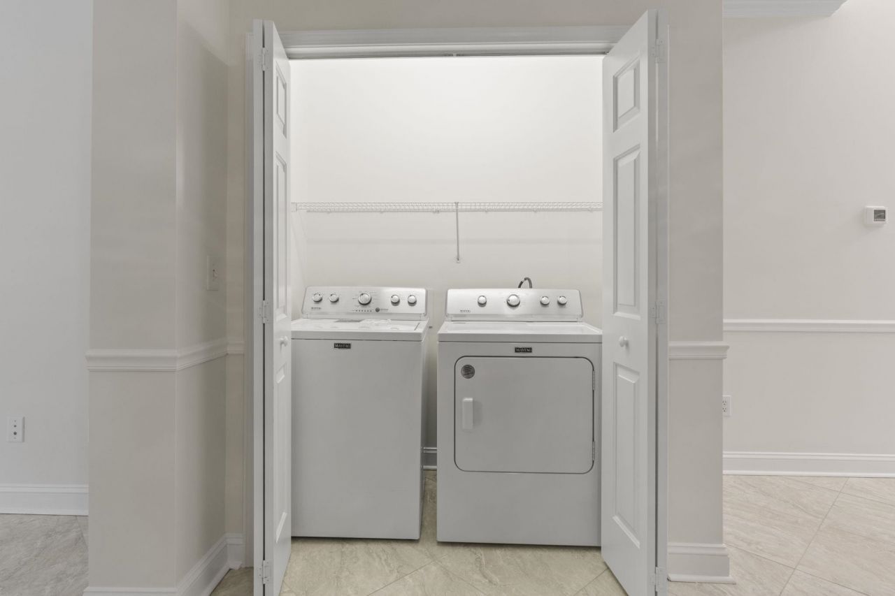 803 Botany Loop Photo 11