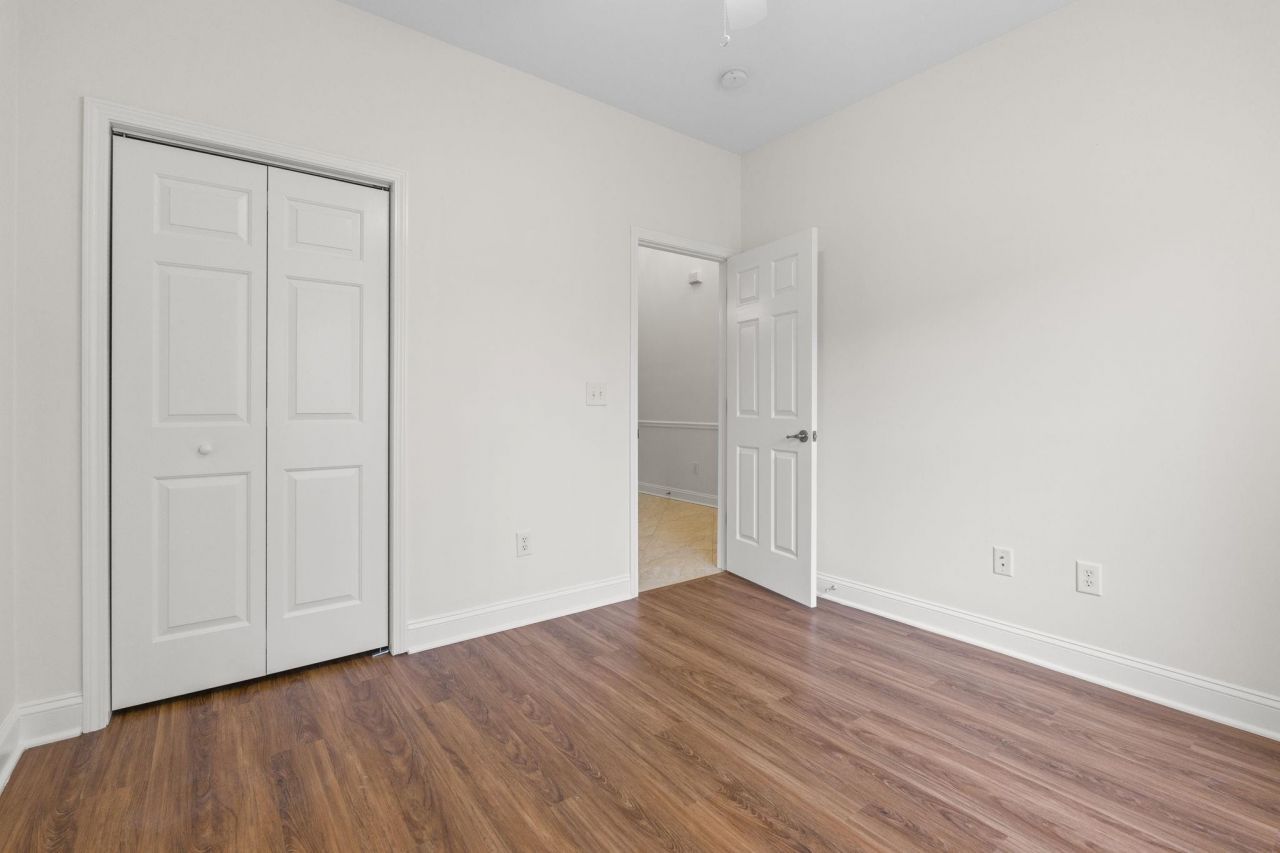 803 Botany Loop Photo 17