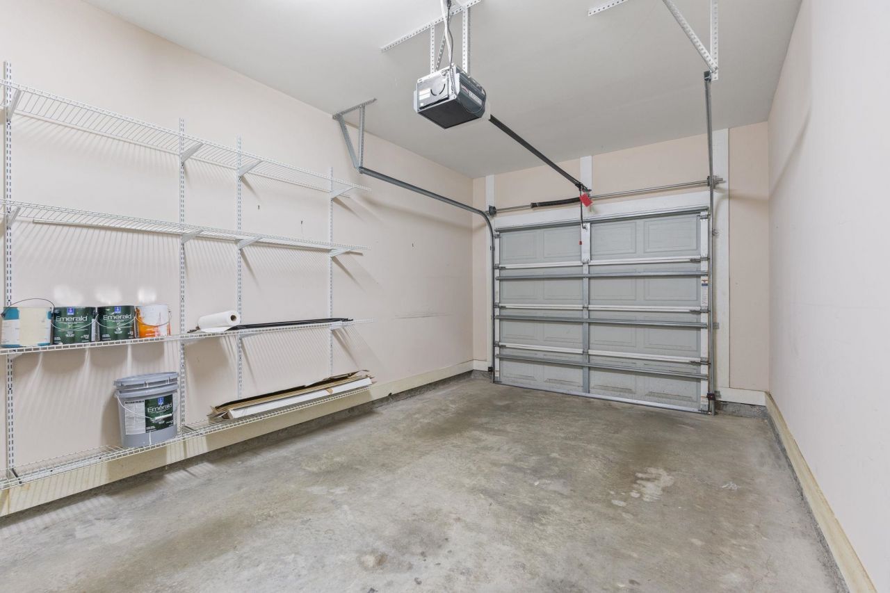 803 Botany Loop Photo 25