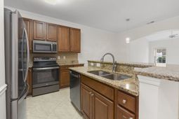 803 Botany Loop photo 4