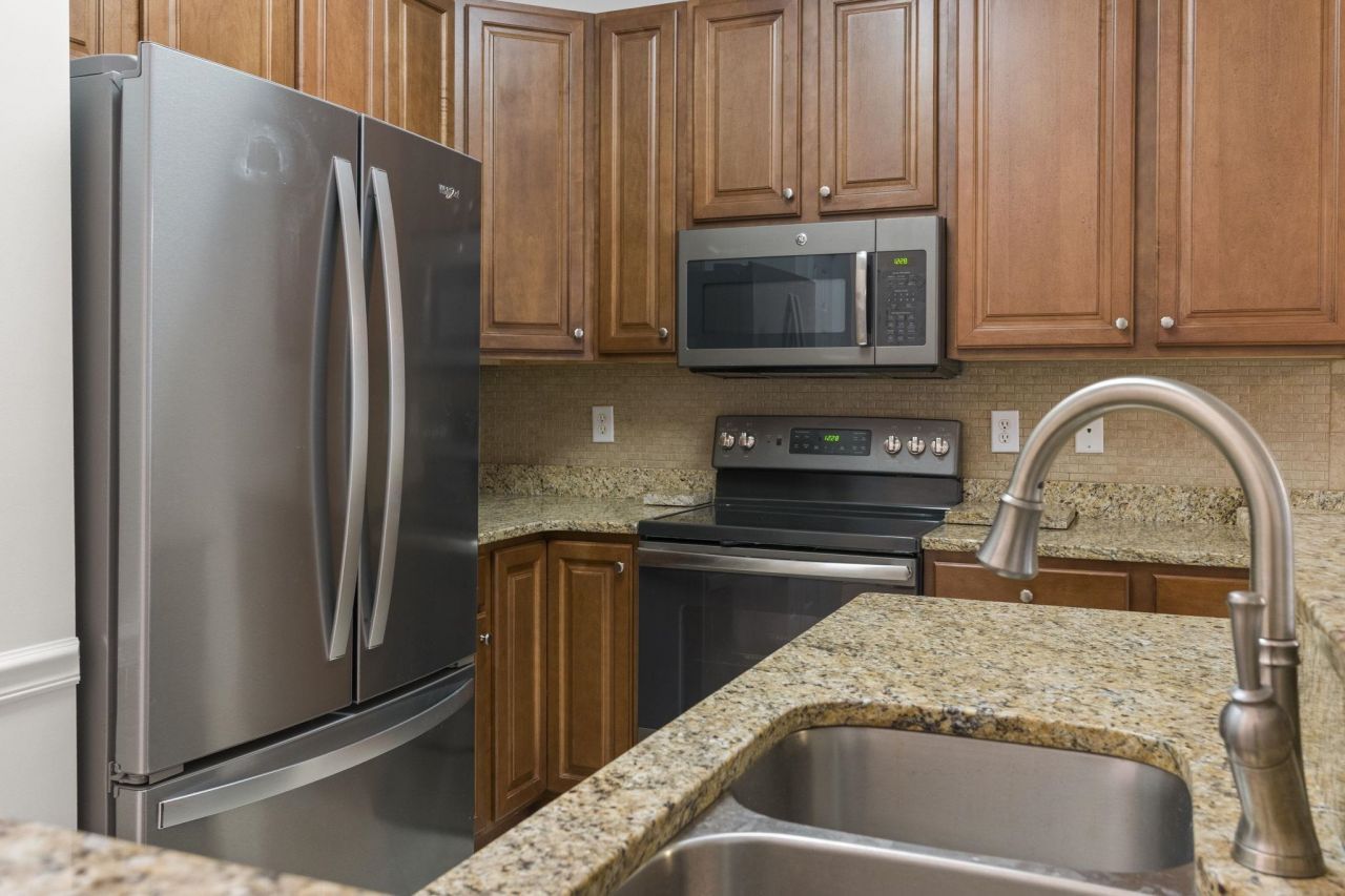 803 Botany Loop Photo 6