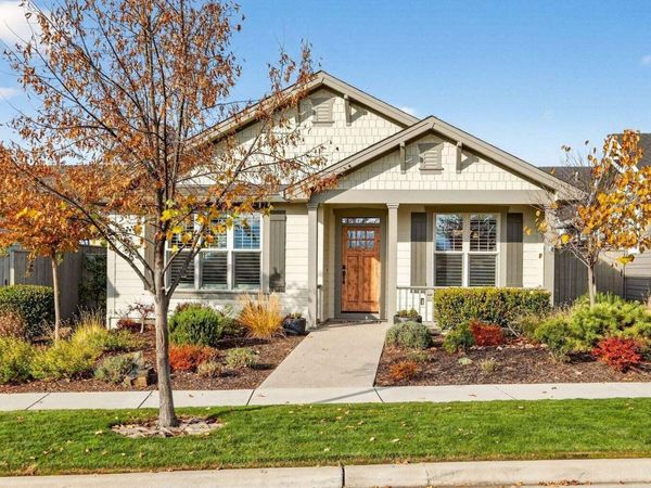 3957 Shamrock Drive, Medford, OR 97504