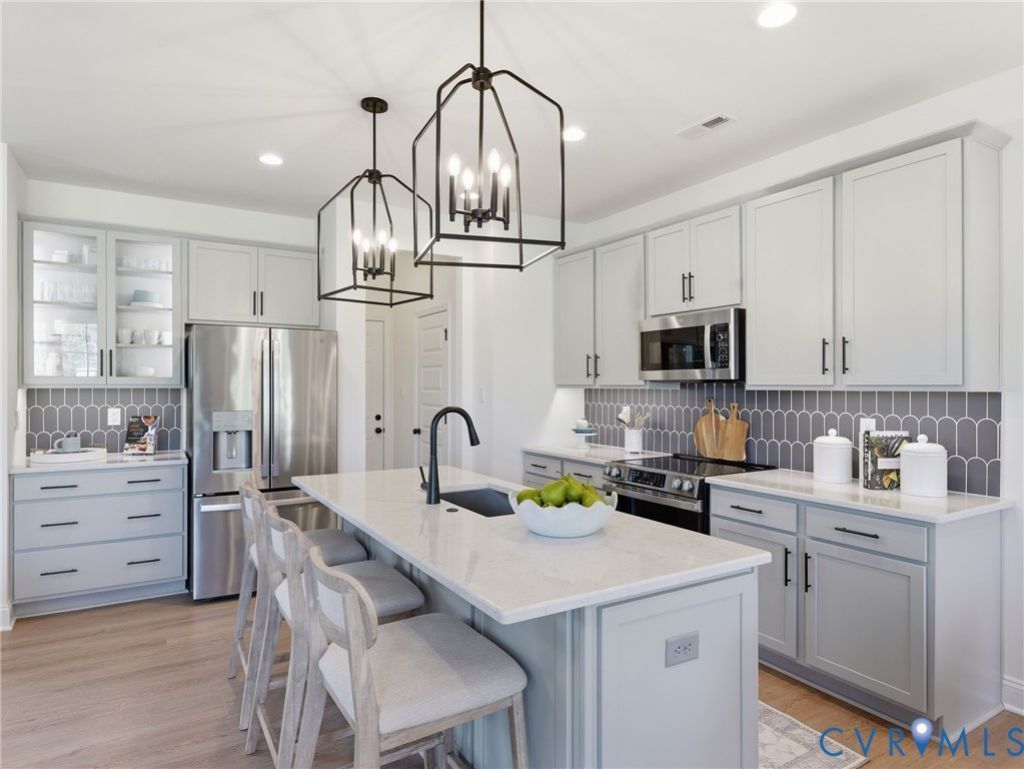 17330 Alana Drive Moseley, VA 23120