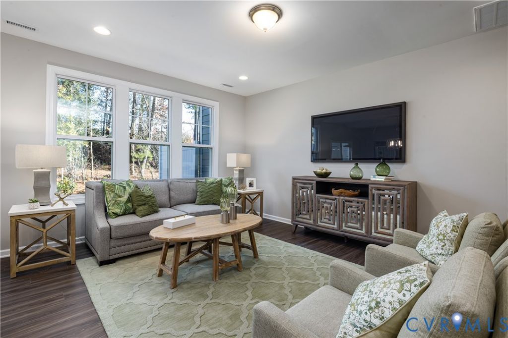 17330 Alana Drive Moseley, VA 23120