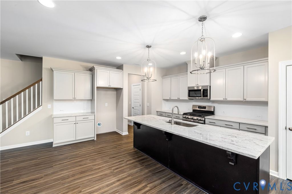 17312 Alana Drive Moseley, VA 23120