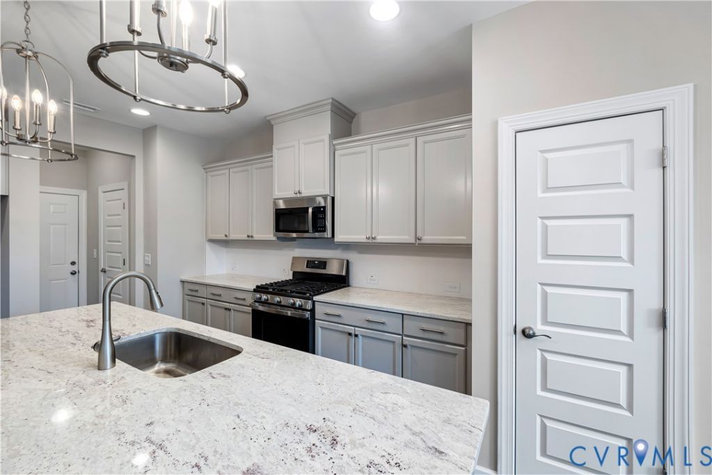 17312 Alana Drive Moseley, VA 23120