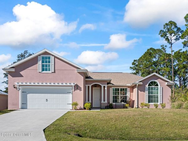 824 Schomer Avenue SW , Palm Bay, FL 32908