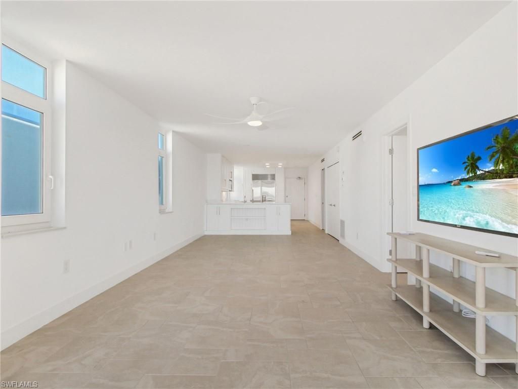 9415 Gulf Shore Dr, Unit 102, Naples, FL 34108 Photo