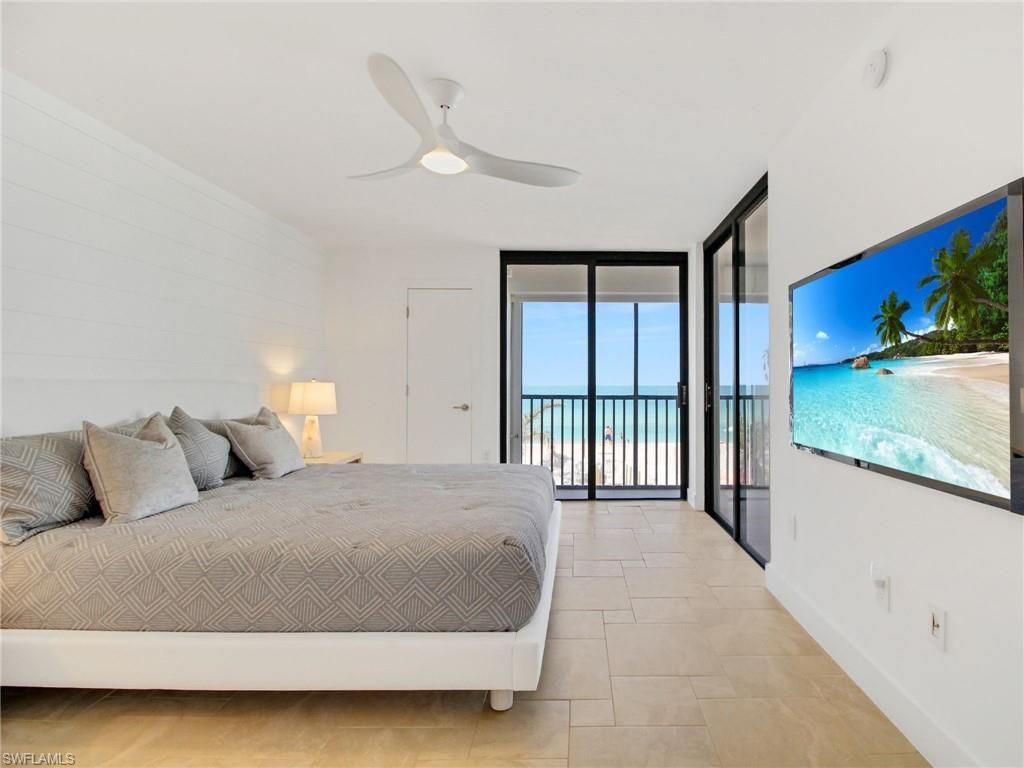 9415 Gulf Shore Dr, Unit 102, Naples, FL 34108 Photo
