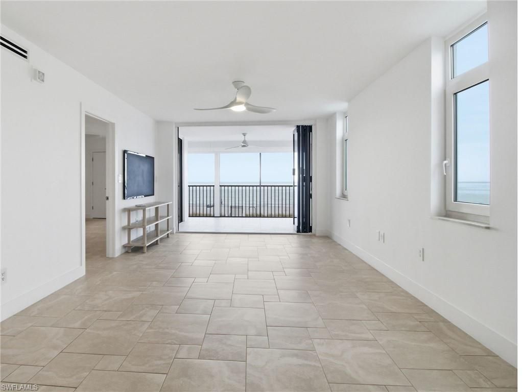 9415 Gulf Shore Dr, Unit 102, Naples, FL 34108 Photo