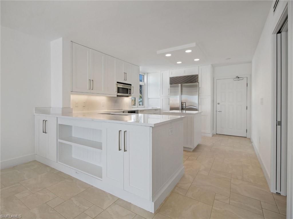 9415 Gulf Shore Dr, Unit 102, Naples, FL 34108 Photo
