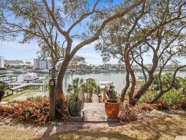 708 Harbor Boulevard, Destin, FL 32541