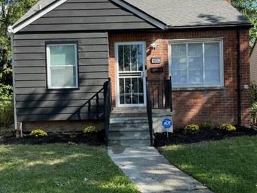 16083 Manning Street, Detroit, MI 48205