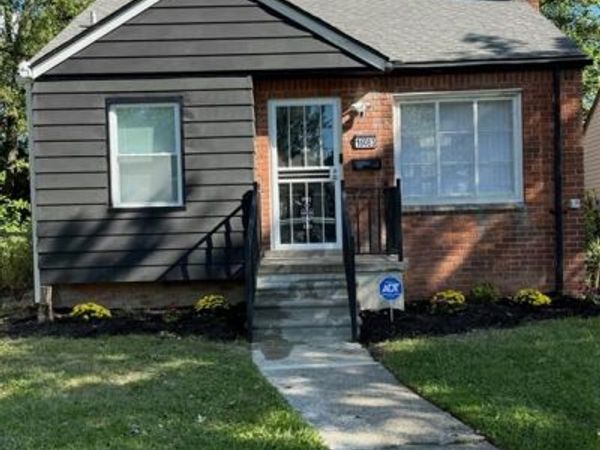 16083 Manning Street, Detroit, MI 48205