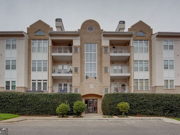 220 Renaissance Parkway NE, Unit 2215, Atlanta, GA 30308